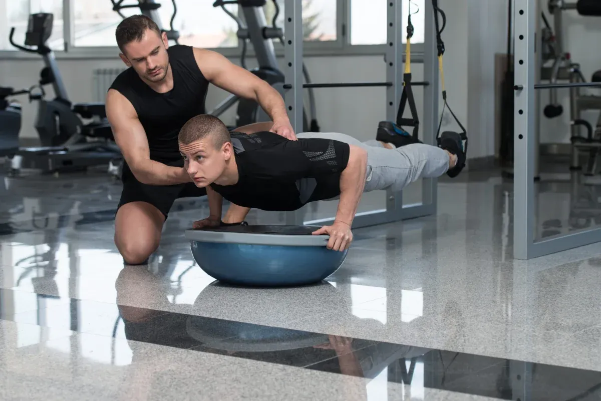personal-trainer-werden-ausbildung-scaled